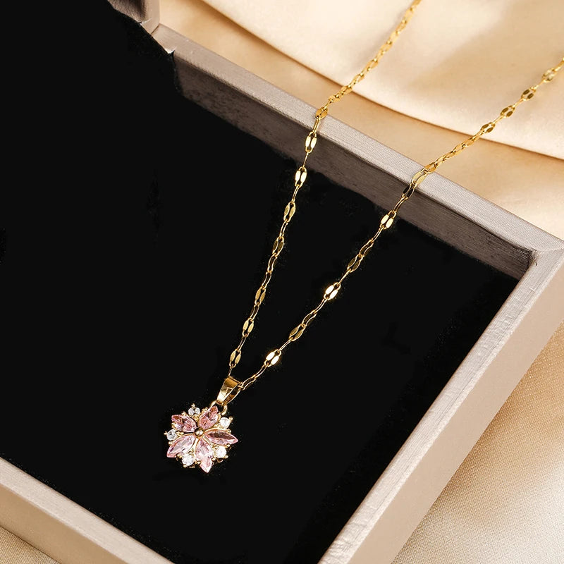 Colares de pingente de aço inoxidável para mulheres, bonito romântico rosa Sakura, moda coreana, feminino Sexy Clavícula Cadeia, presente da jóia, novo