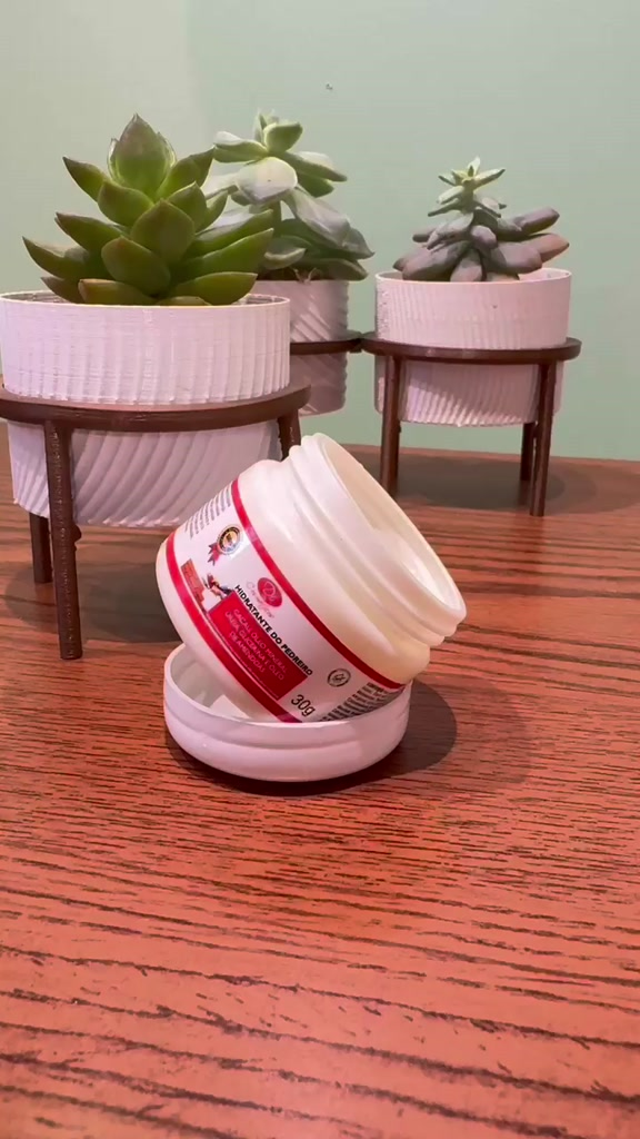 Creme Hidratante De Uréia 240g Creme De Pedreiro Pés Rachados E Ressecados