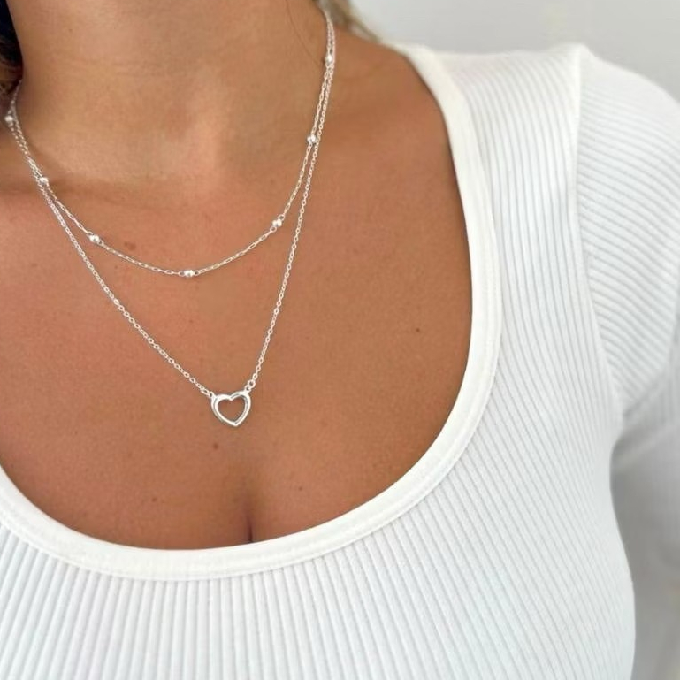Colar duplo feminina em banhado à prata 925 e ouro 18k bolinhas e coração vazado